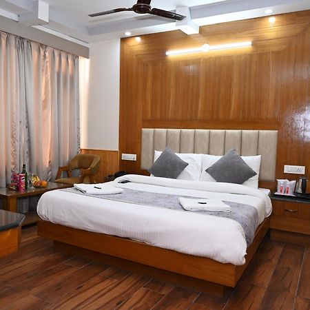 מנאלי Hotel Lee Green מראה חיצוני תמונה