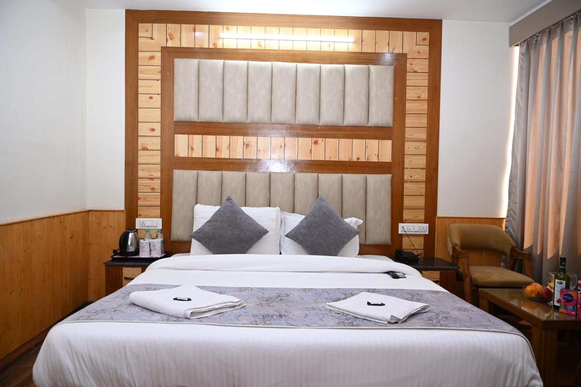 מנאלי Hotel Lee Green מראה חיצוני תמונה